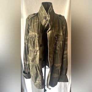 Abercrombie & Fitch CAMO Field Utility Jacket, size XL, Green Camouflage Mock